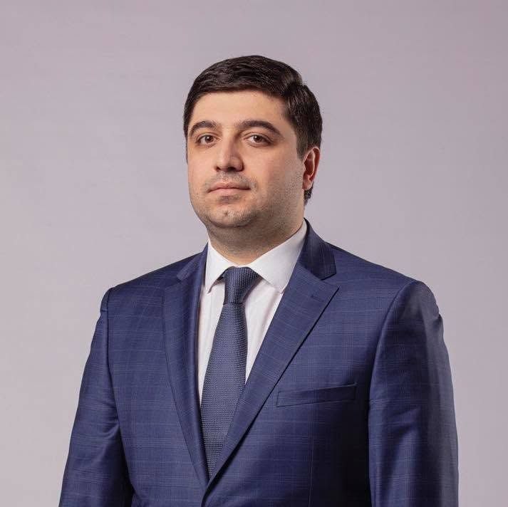 Вагаршак Акобян объявляет об отказе от депутатского мандата