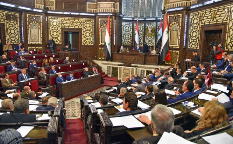 Заседание переходного парламента Сирии в Дамаске