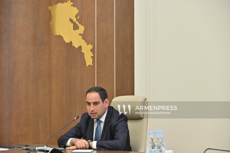 Здание Мецаморской АЭС в Армении