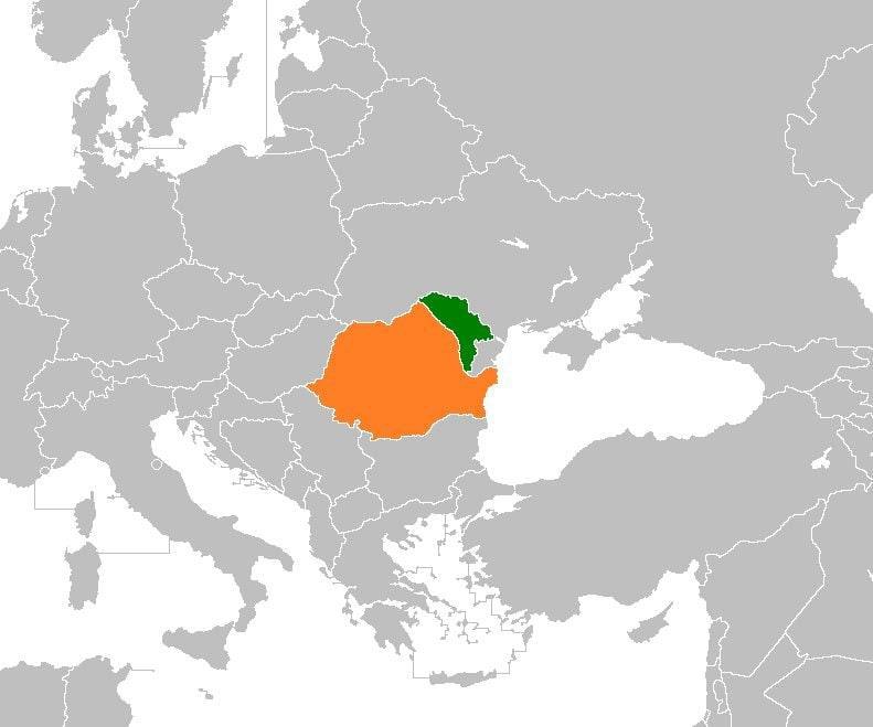 Здание парламента Румынии в Бухаресте