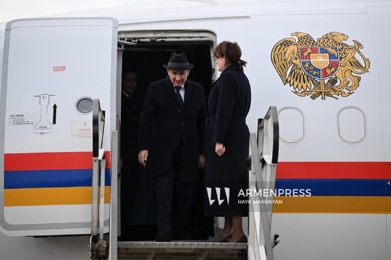 Премьер-министр Армении Никол Пашинян на выставке «Иннопром-2026» в Екатеринбурге