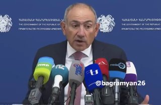 Никол Пашинян на пресс-конференции, Армения