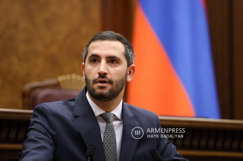 Рубен Рубинян на заседании правления партии «Гражданский договор» в Армении