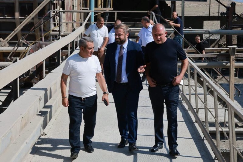 Давид Геворгян, управляющий ЗАО «Араратцемент» в Армении