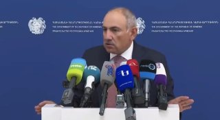 Никол Пашинян выступает с заявлениями о Гагике Царукяне, Армения