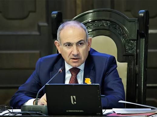 Никол Пашинян выступает с заявлением о выборах в Армавирской области