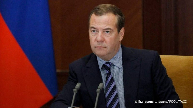 Дмитрий Медведев выступает с заявлением о вмешательстве в выборы в Армении