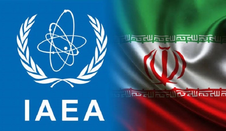 Спикер иранского парламента Мохаммад Багер Галибаф на пресс-конференции