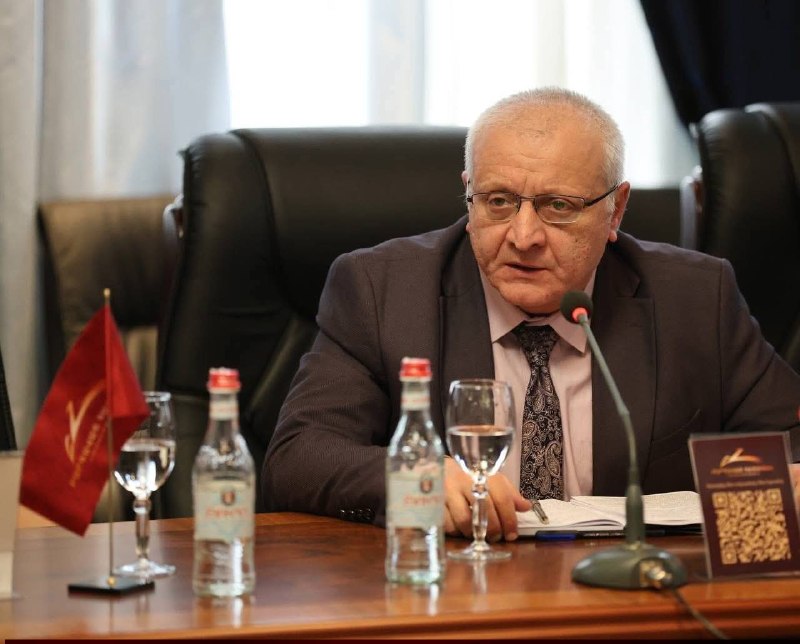 Сурен Суренянц, кандидат от ППА, на выборах в Армавире
